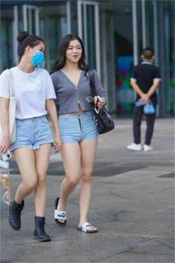 在爱情公寓的大咸鱼