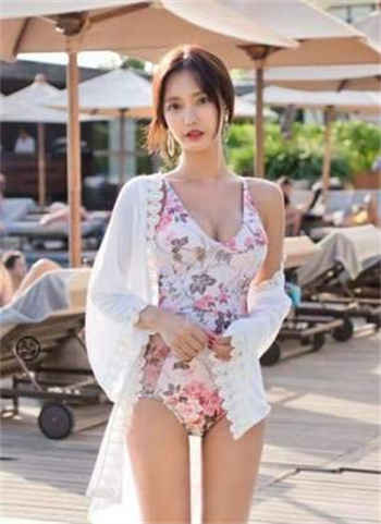 女人微信开附近的人