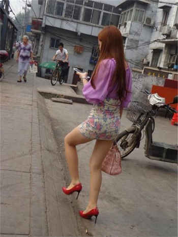 朋友未婚妻孟楠