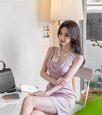 腹黑王爷 吃定天降王妃