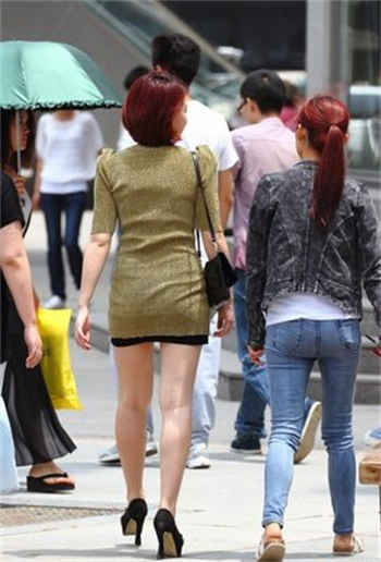 梦到男友和异性聊微信