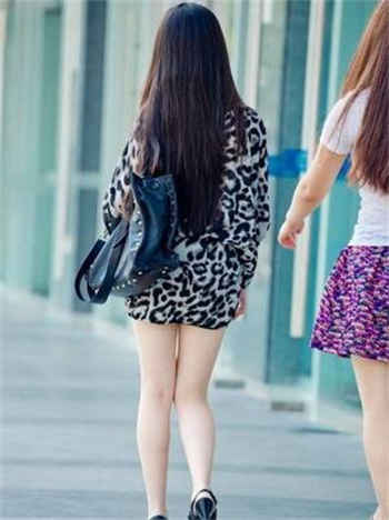 女主叫白冰男主叫南风宸