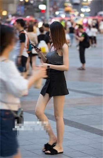 twitch老鼠台直播入口