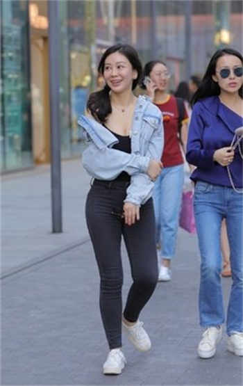 哪个软件可以找女王