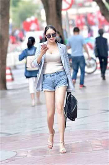 皇后在末世 军长大人
