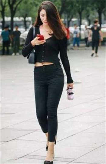 寂寞无助的主妇与快递员