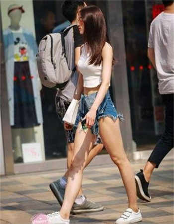 秋霞手机看片