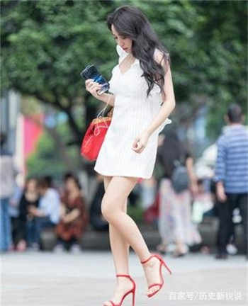 朴恩率露黑动图