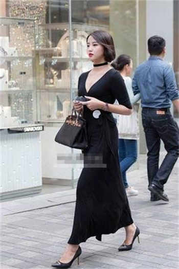 农村小树林男女龌龊事