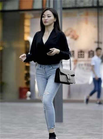 果冻影业卢珊珊长得像谁