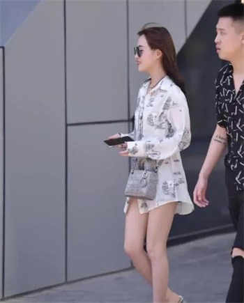 爱你是我难言的痛