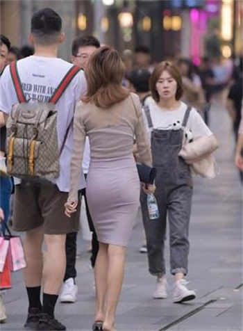 豪门首席的童养媳