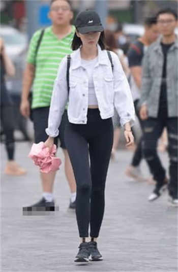 宝贝乖泄出来尿出来别忍着