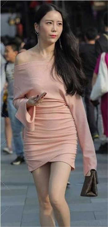 撕掉她的衣服2没内衣