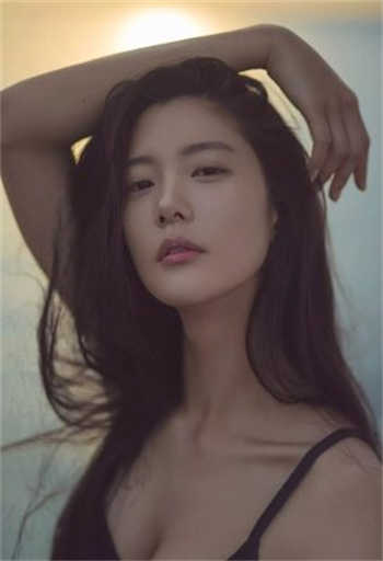 对革命先烈的赞美词